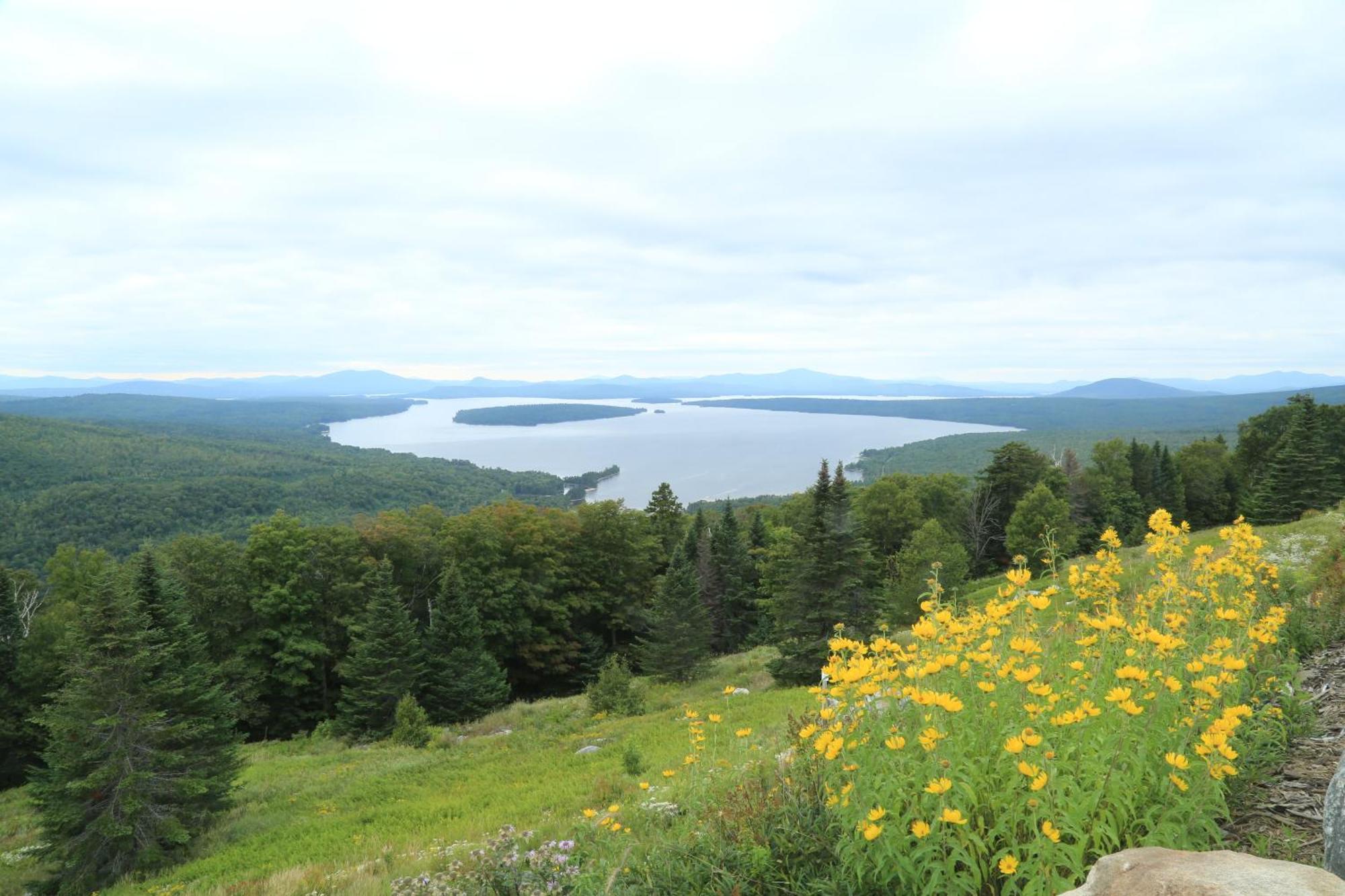 Sunnyside Home Near Sunday River, Black Mountain, Lakes And Hikes Rumford Exterior foto